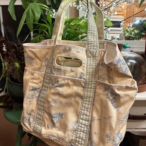 Elegant Floral Beige Tote Bag